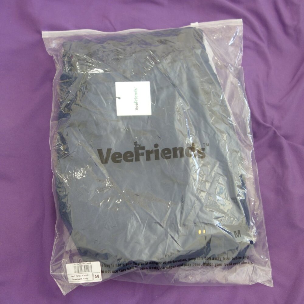 VeeFriends Classic Navy Sweatpant Size Medium VDC0WE02005X006D *New with Tags*